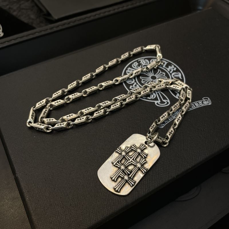 Ch*0me He**ts necklaces
